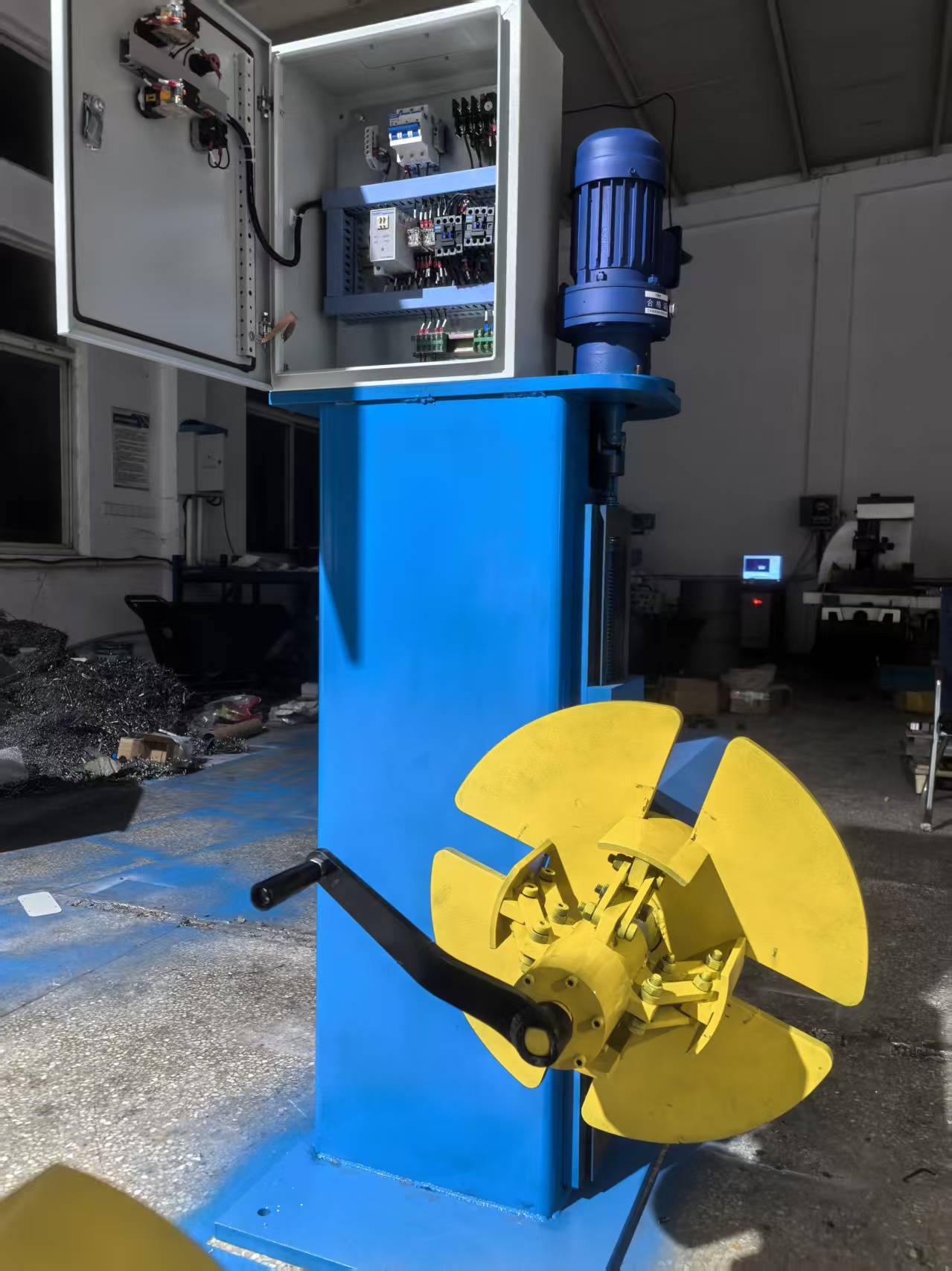 Uncoiler and finishing module / 开卷与后处理模块