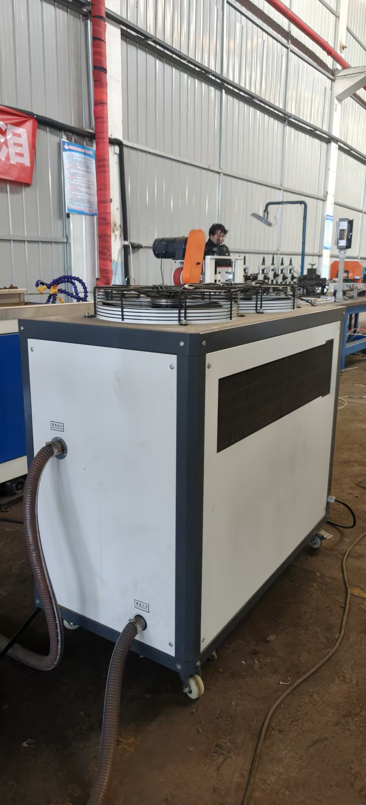 Chiller detail / 制冷机细节